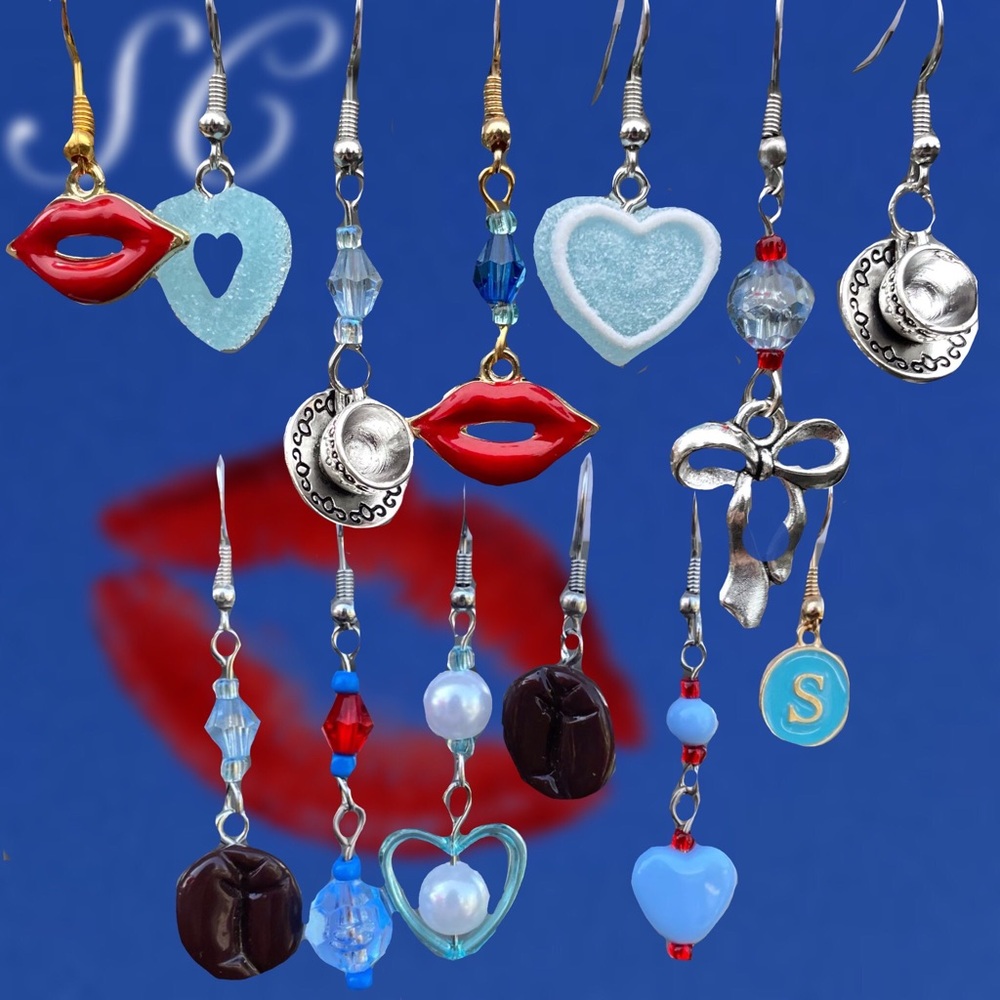 SHORT N SWEET EARRINGS